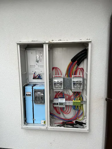 Instalacje elektryczne - Dioda Michał Gródek - Elektryk Nowy Sącz